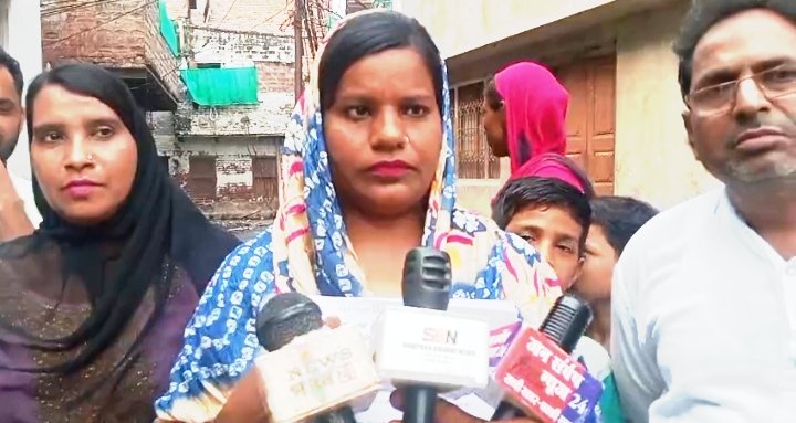 भेलुपुरा थाना अंतर्गत बजरंड़ीहा अम्भा छेत्र मे लगातार वहा के जनता सिवर की समस्या को लेकर है मजबूर